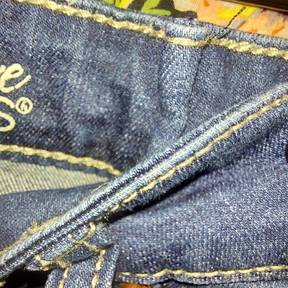 FOXY JEANS - Picture 5 of 9